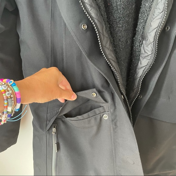 THE NORTH FACE LINED RAIN / SLEET JACKET - Picture 14 of 15